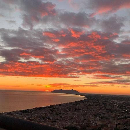 Hotel Mare Azzurro Terracina Exteriér fotografie