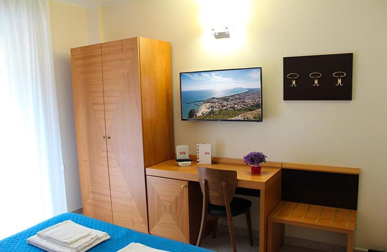 Hotel Mare Azzurro Terracina Exteriér fotografie